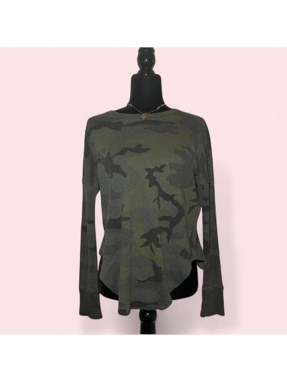 TNA Green Camo Long Sleeve Shirt Oversized Size S - Picture 3 of 6